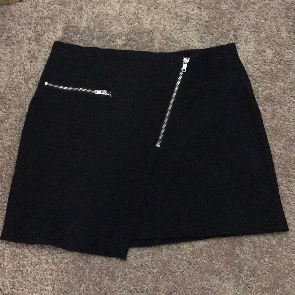 Black Short Skirt